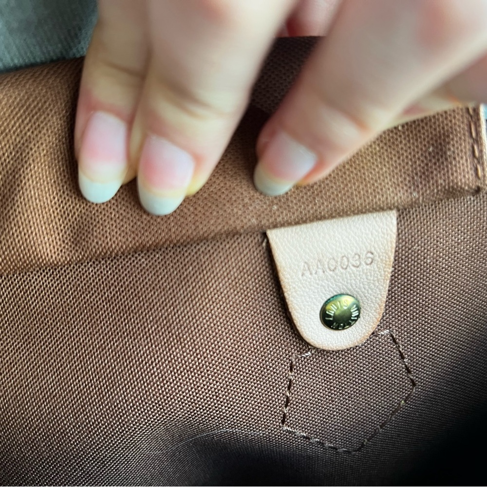Louis Vuitton Brown Duffel Bag Speedy 35 - Picture 14 of 17